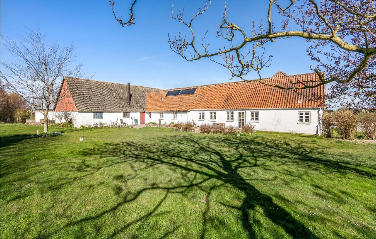1 Bedroom Pet Friendly Apartment In Nørre Alslev Exteriér fotografie